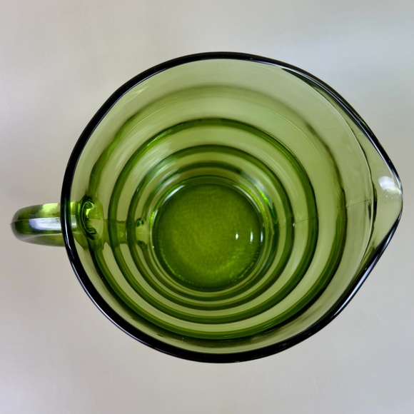 Vintage Green Glass Pitcher with Applied Handle – Mid-Century Blown Glass - Picture 13 of 13